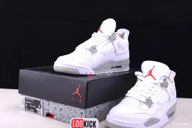 4 CT8527-100 White Retro Oreo Jordan (2021) 0506